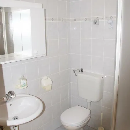 Apartment Viveniti Klenovica Exteriör bild