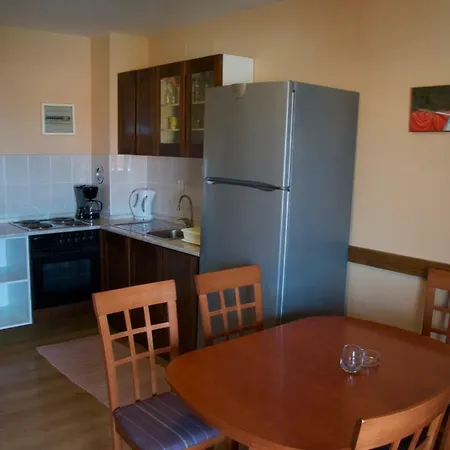 Apartment Viveniti Klenovica Exteriör bild